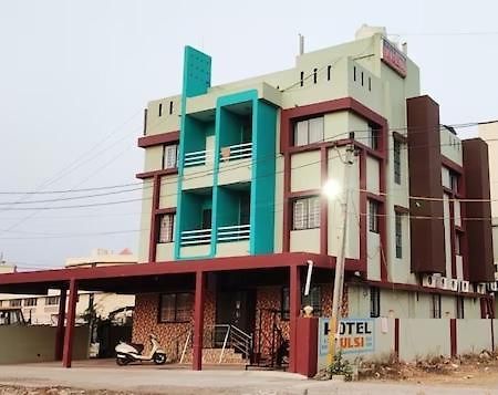 Hotel Mahakal Tulsi Somnath Exterior photo